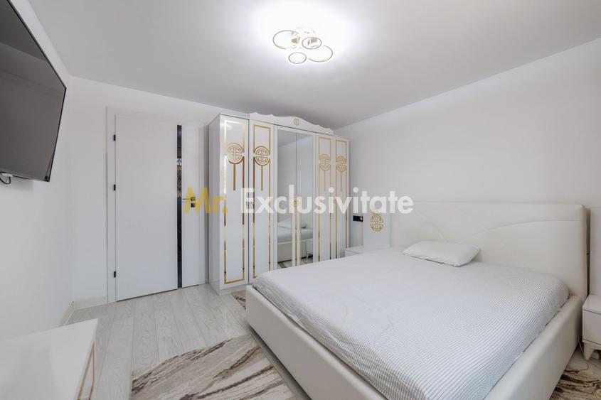 Proprietate cu 2 case si curte in Oarja, AG