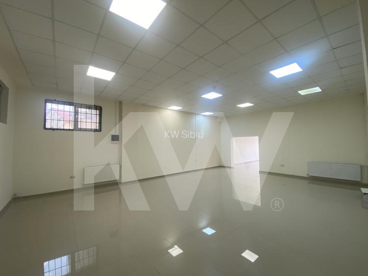 Spatiu comercial 2 camere in zona Turnisor Sibiu 132mpu stradal 6 locuri parcare - 3