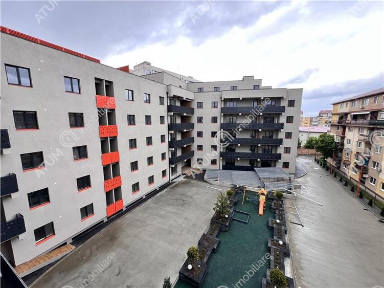 Apartament cu 3 camere decomandate si 2 balcoane in Sibiu