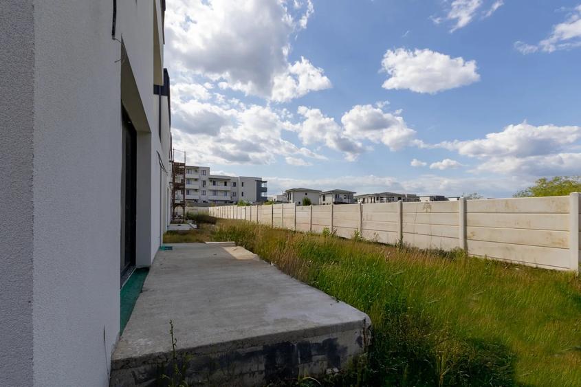 VILA CU 6 CAMERE - ZONA TUNARI