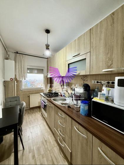 Apartament 2 camere mobilat | Decomandat | Zona Vasile Aaron