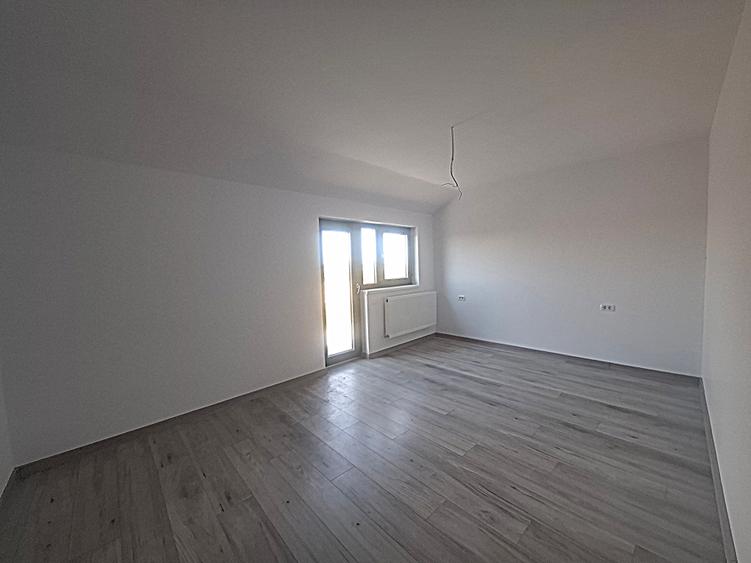 Vand Casa Noua Moderna P+1E, Finisaje Premium, 5 Camere, Curte 400mp