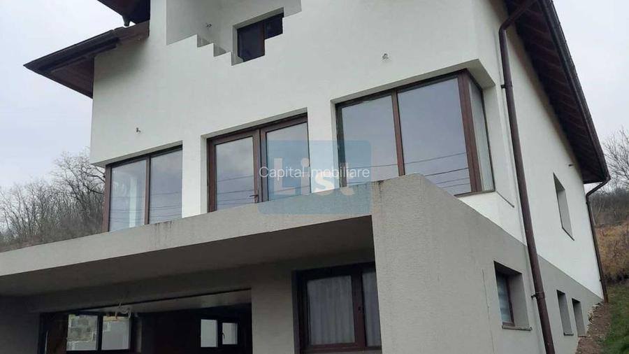 House/Villa for sale, 7 Rooms, 250 sqm, 1553 sqm, Giurgiu, România - 2