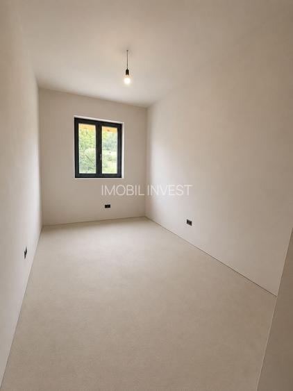 Casă individuală zona Schit |500 mp teren | 3 dormitoare| demisol - 2