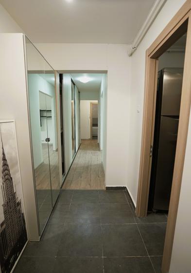 Apartament 3 Camere/Drumul Taberei.Bloc 1978,etaj 1/10,decomandat.