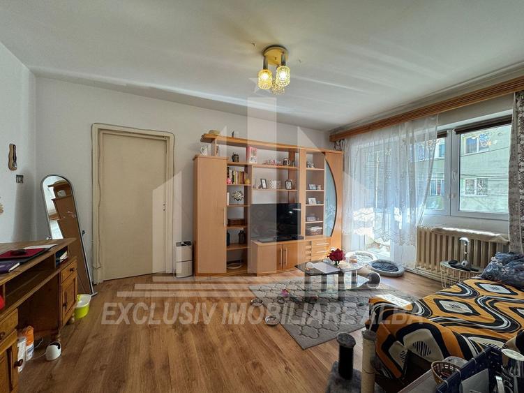 Apartament 3 camere | De vanzare | 55 mp | Etaj 1 | Cetate