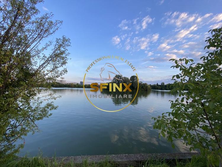 Teren 10.000 mp cu deschidere 110 m la Lacul Grivița – Vatra Nouă