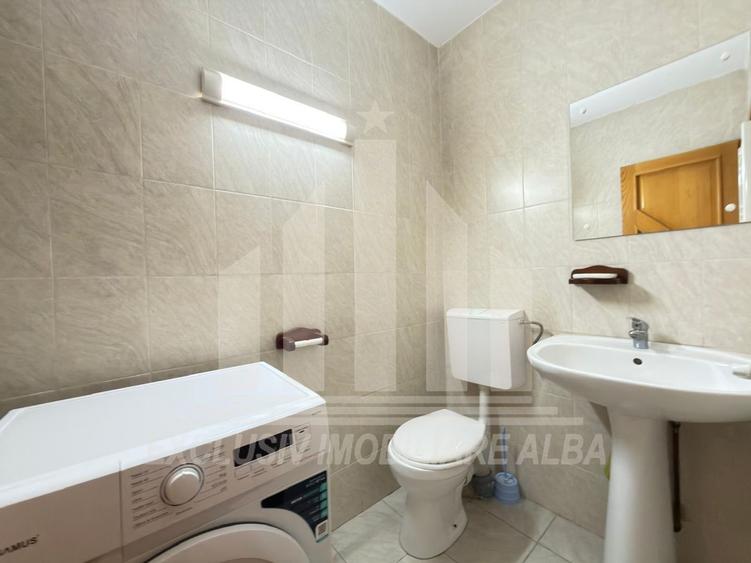Apartament 3 camere | De inchiriat | 87 mp | Mobilat | Centru