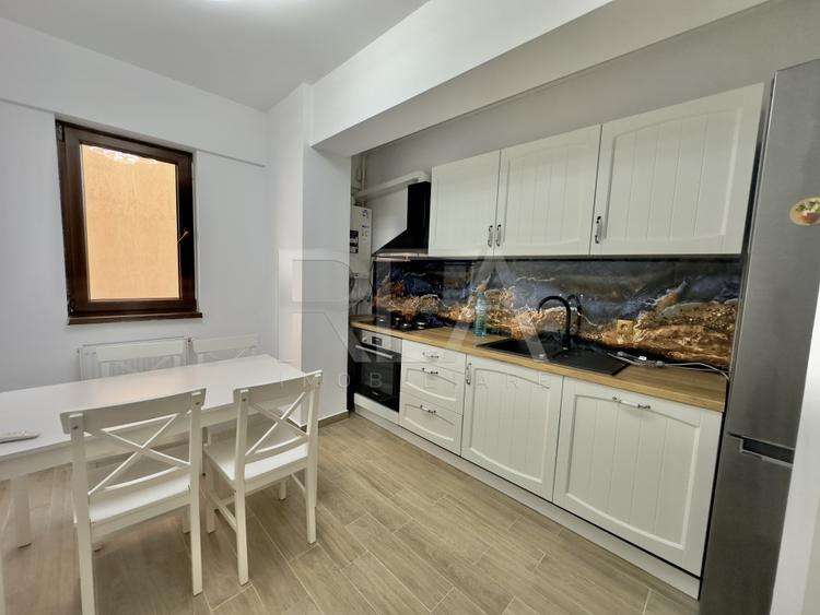 4 Camere Decomandat Mobilat Utilat Pod Constanta