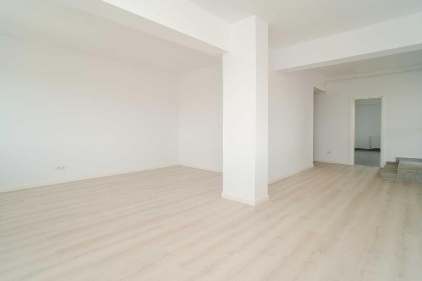 Apartament 3 camere, 2 bai, decomandat, 88 mp + terasa