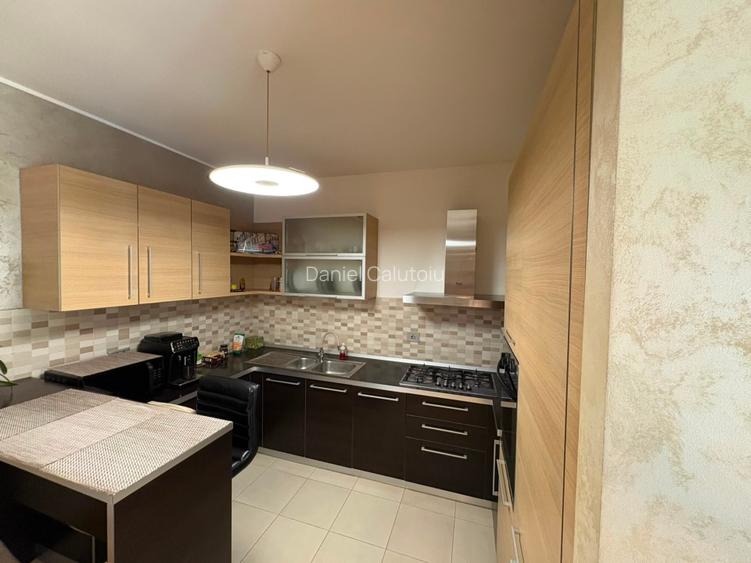 Proprietar vând apartament 3 camere bloc Teodor/ ISHO - 15