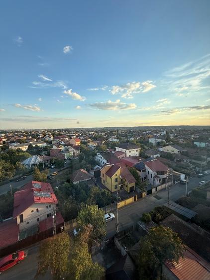Apartament cu 3 camere și balcon, mobilat, de vânzare în zona La Ciuperca
