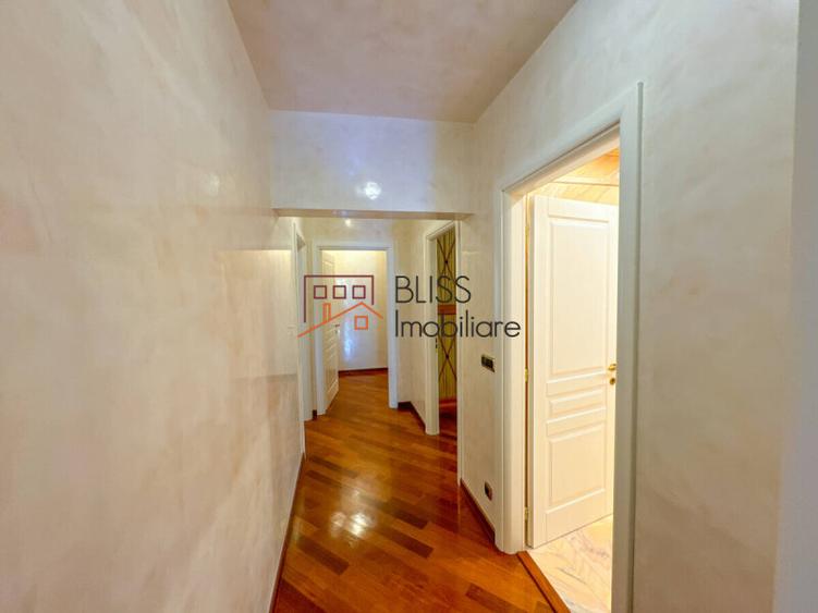 Apartament rafinat 4 camere cu 2 locuri de parcare subterane