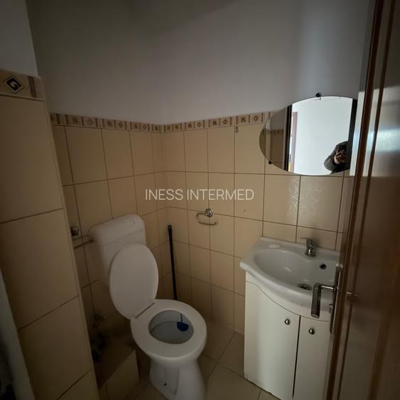 Alba Iulia - bd. Burebista - 3 camere nemobilate - 80mp - centrala proprie - 9