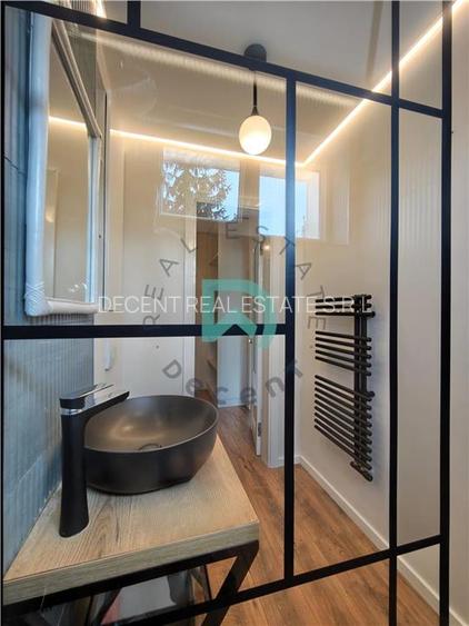 Apartament 3 camere de vanzare, Centru Civic