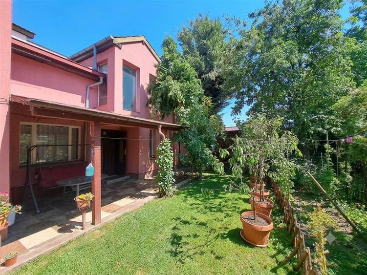 Casa tip duplex, 160 mp utili, situata in zona Semicentrala!