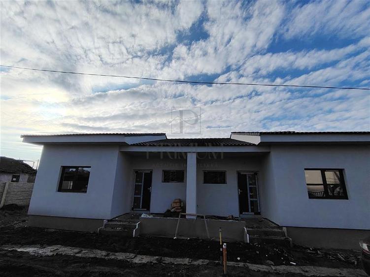 Duplex toate utilitatile - zona centrala