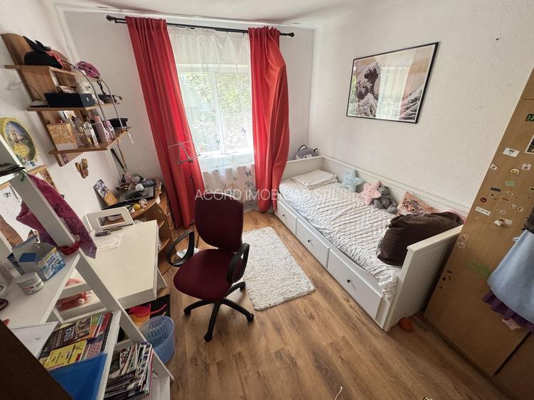 Apartament 4 camere decomandat zona Tomis 3 Etaj 1 cu Centrală proprie - 4