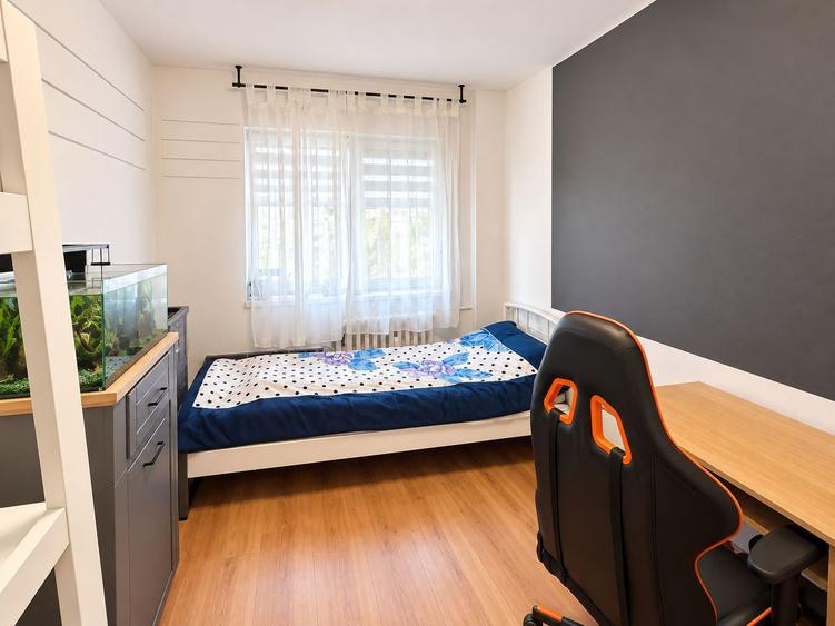 Apartament 3 camere Vlaicu de vanzare