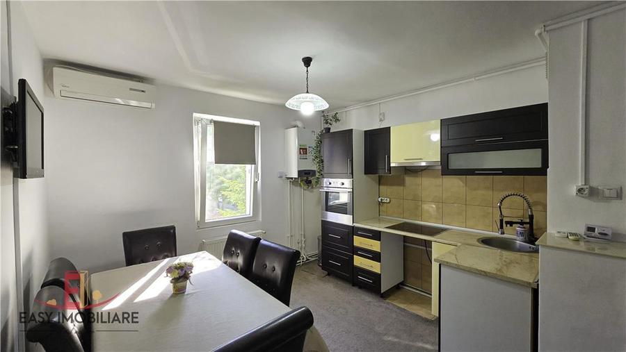 Apartament 3 camere, etaj 1, 2 bai, recent renovat, Unirii, Iosif Hodos