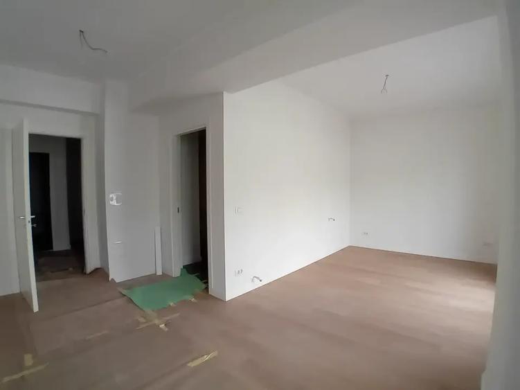 Apartament 4 camere | Renovat | Terase generoase | Parcare | Herastrau