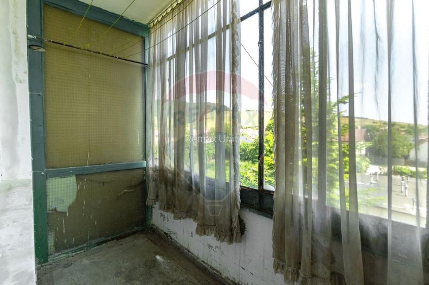 Apartament 2 camere | Codlea | DE RENOVAT | COMISION 0% - 9