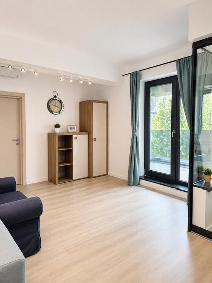 De Închiriat – Apartament 2 Camere | Aviatorii Residence 3 | Vedere Frontală lac