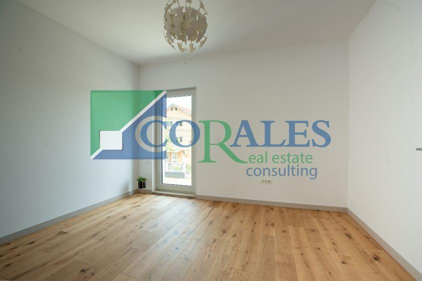 Constructie noua. Oras. Disponibila imediat!