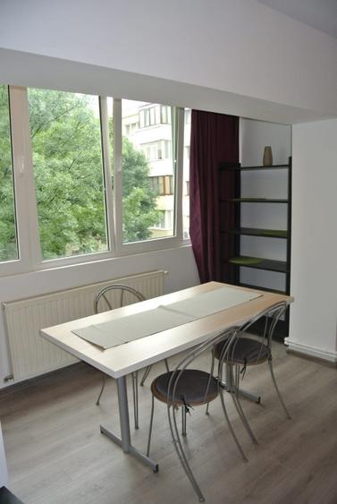 Apartmanent 2 camere Aviatiei- metrou Aurel Vlaicu- Promenada-spatios si luminos