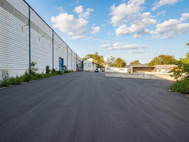 PLOIESTI ~XENIA spațiu industrial generos partajabil de 3000 mp - 5