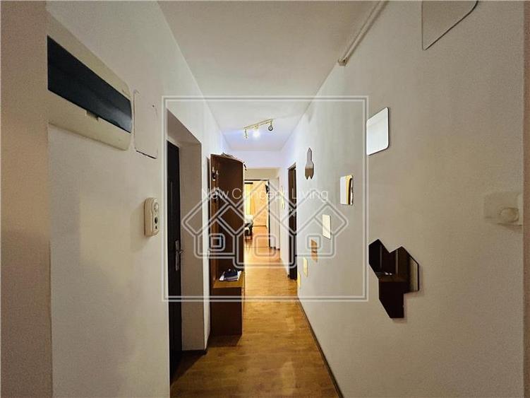 Apartament de vanzare in Sibiu - 3 camere, 2 bai, parcare subterana - - 9