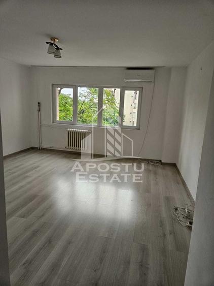 Apartament cu 2 camere, decomandat, etaj intermediar, zona Steaua