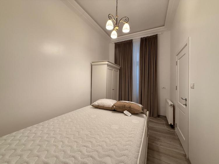De Inchiriat apartament 2 cam complet utilat, 50 mp utlili Zona Centru Pietonala