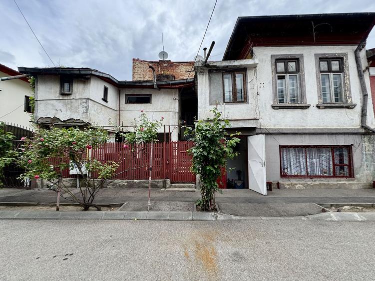 Casa Curte Individuala - Titulescu