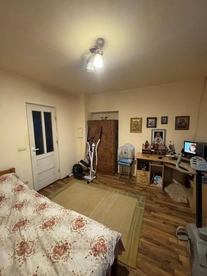 Casă 100 mp în Satul Nou de Sus, 8 ari, garaj