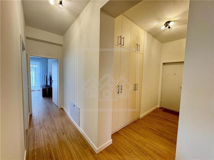 Apartament nou, complet mobilat si utilat, 2 camere, terasa