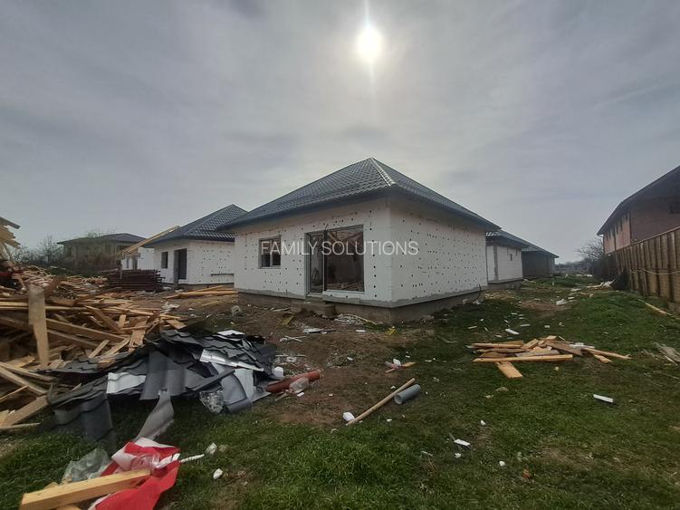 Casa  pe parter 3 cam+Pod.Teren 210mp. - 4