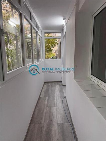 Royal Imobiliare - Vanzare Apartament zona Republicii