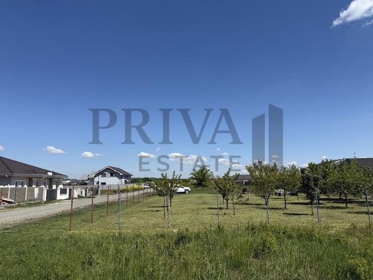 Teren inravilan, 673 mp, fs 27 ml, Mosnita Veche