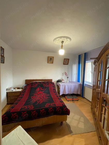 Apartament 3 camere decomandat, 71 mp, mobilat – Frumoasa, parter, beci + boxă