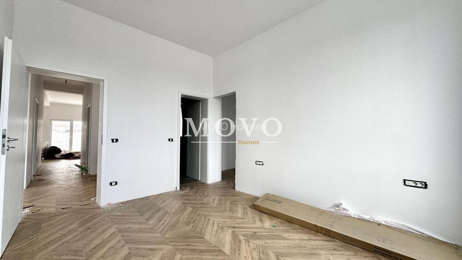 Duplex despartit prin Dressing | Curte 375mp | 4 camere | La Asfalt