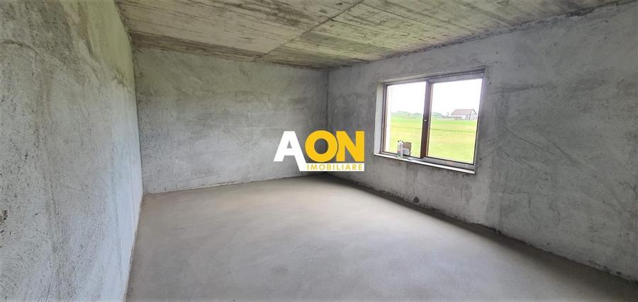 Casa 4 camere 300 mp teren zona Partos