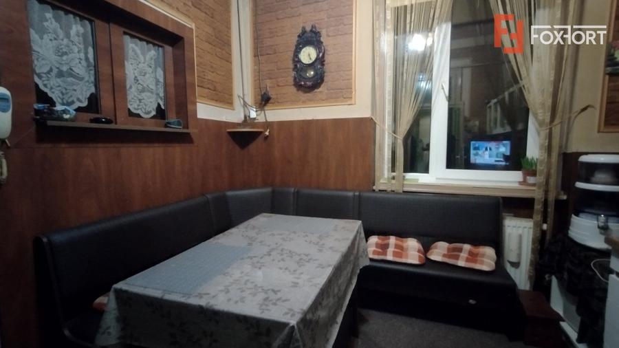 COMISION 0% Apartament 4 camere, Zona Centrala - Boxa si pivnita la subsol