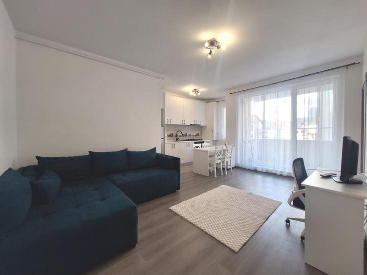 Apartament cu 2 camere, bloc nou, 45 mp, parcare, zona Cetatii