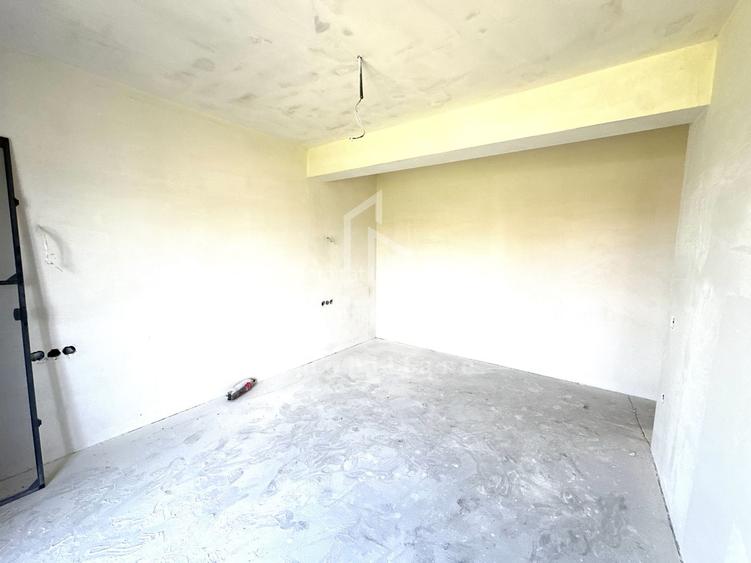 Duplex | Zona str Florilor-Floresti | 2 Locuri de parcare - 17