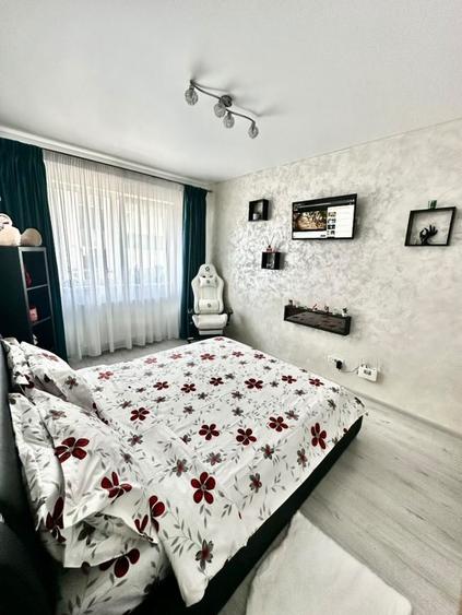 Vand Apartament 2 Camere Lux
