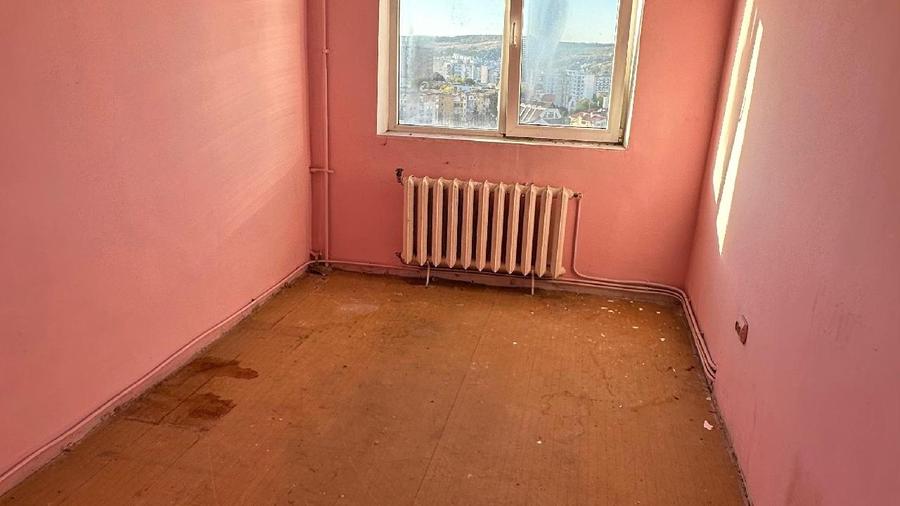 MANASTUR, Apartament 2 camere - 40m² - etaj 10/10