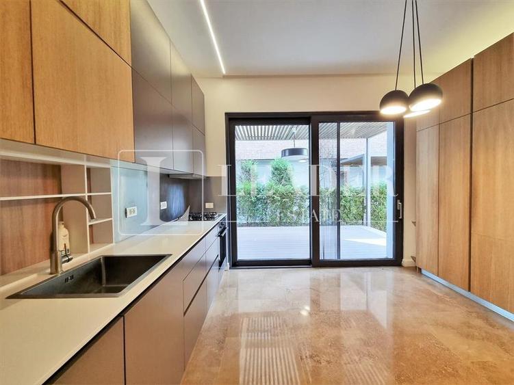 Seara pe deal Compound I Modern Villa for rent