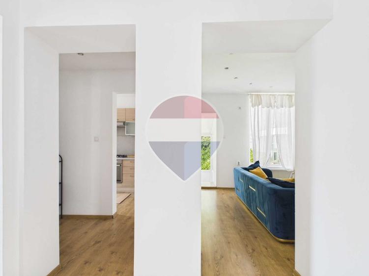 Apartament luminos de 4 camere cu terasa și garaj in Dorobanti