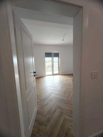 Casa tip duplex- de vanzare la cheie